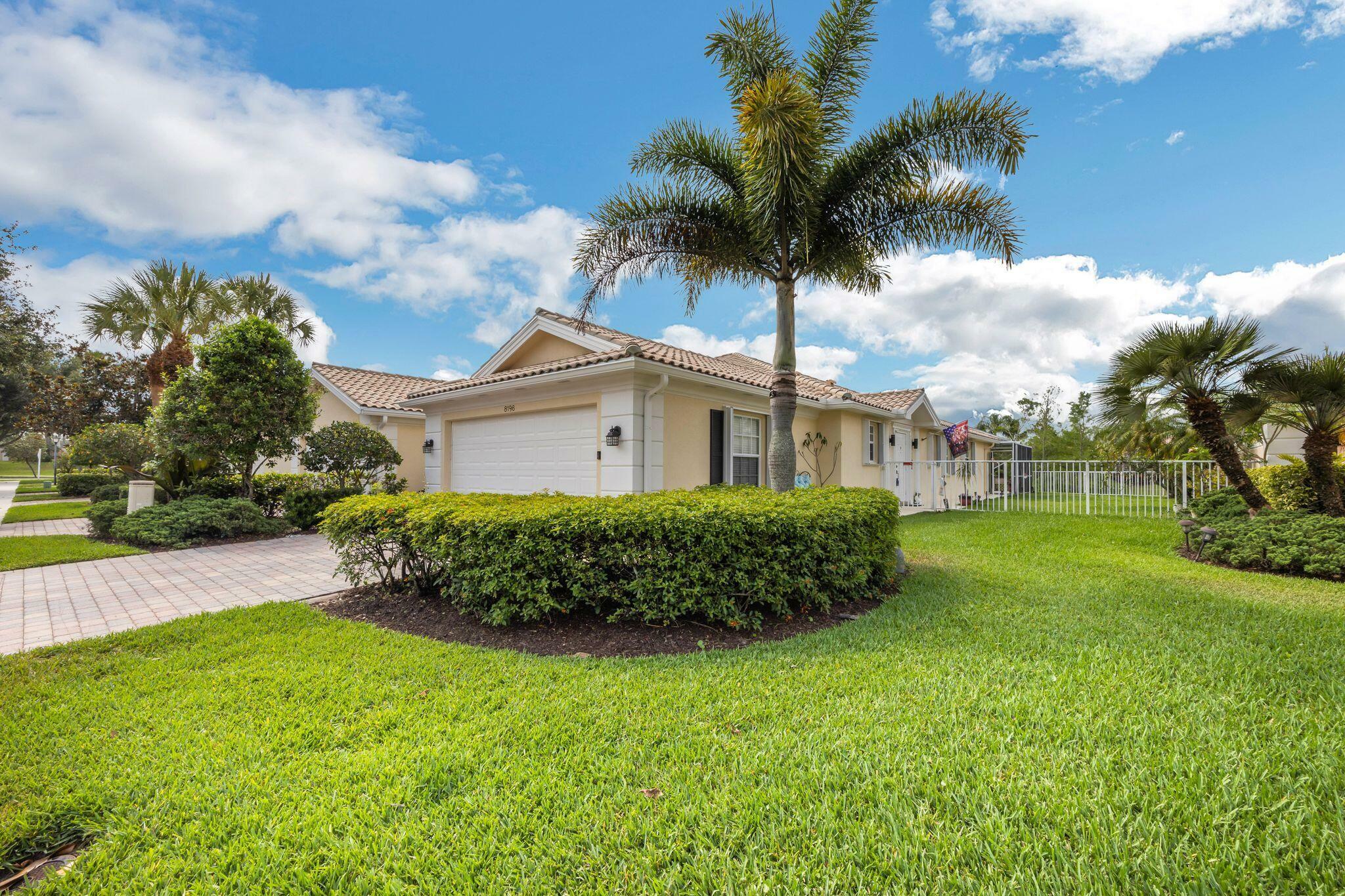 Property Photo:  8196 Quito Place  FL 33414 