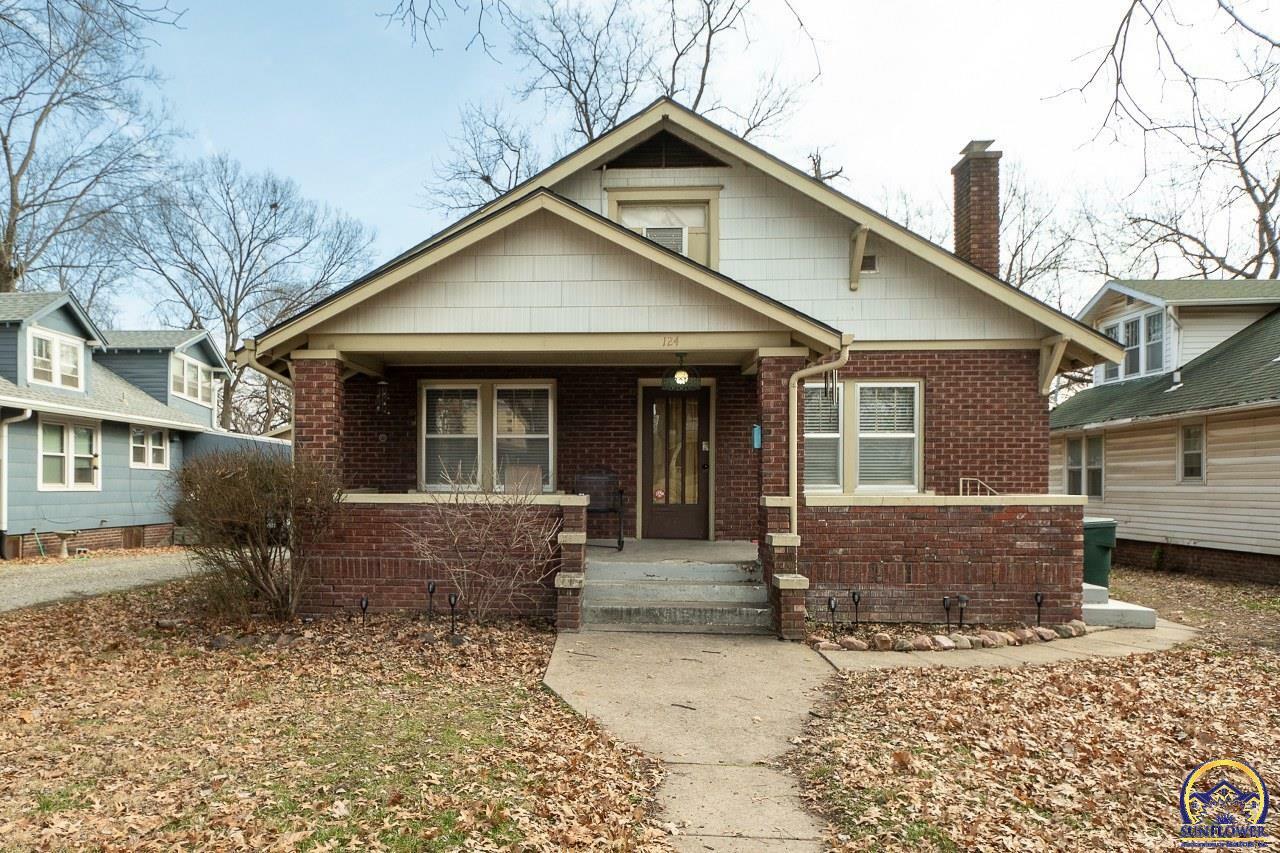 Property Photo:  124 SW Western Ave  KS 66606 