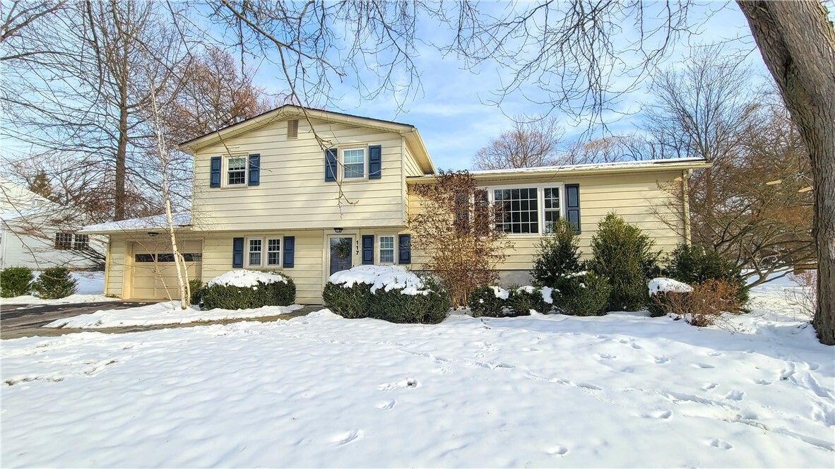 Property Photo:  117 Warwick Place  NY 14850 