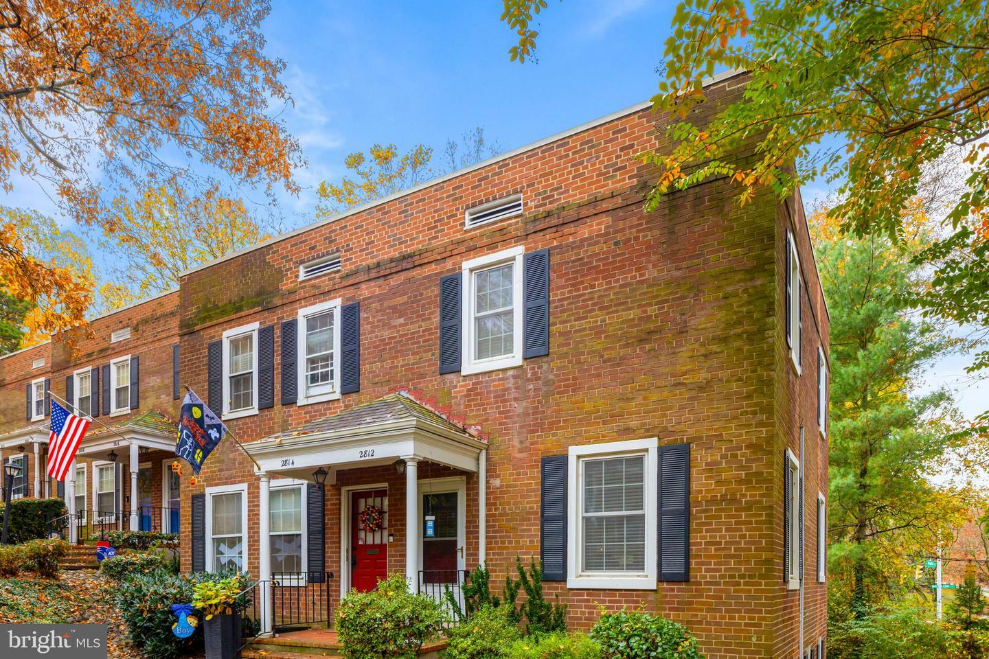 Property Photo:  2812 S Columbus Street  VA 22206 