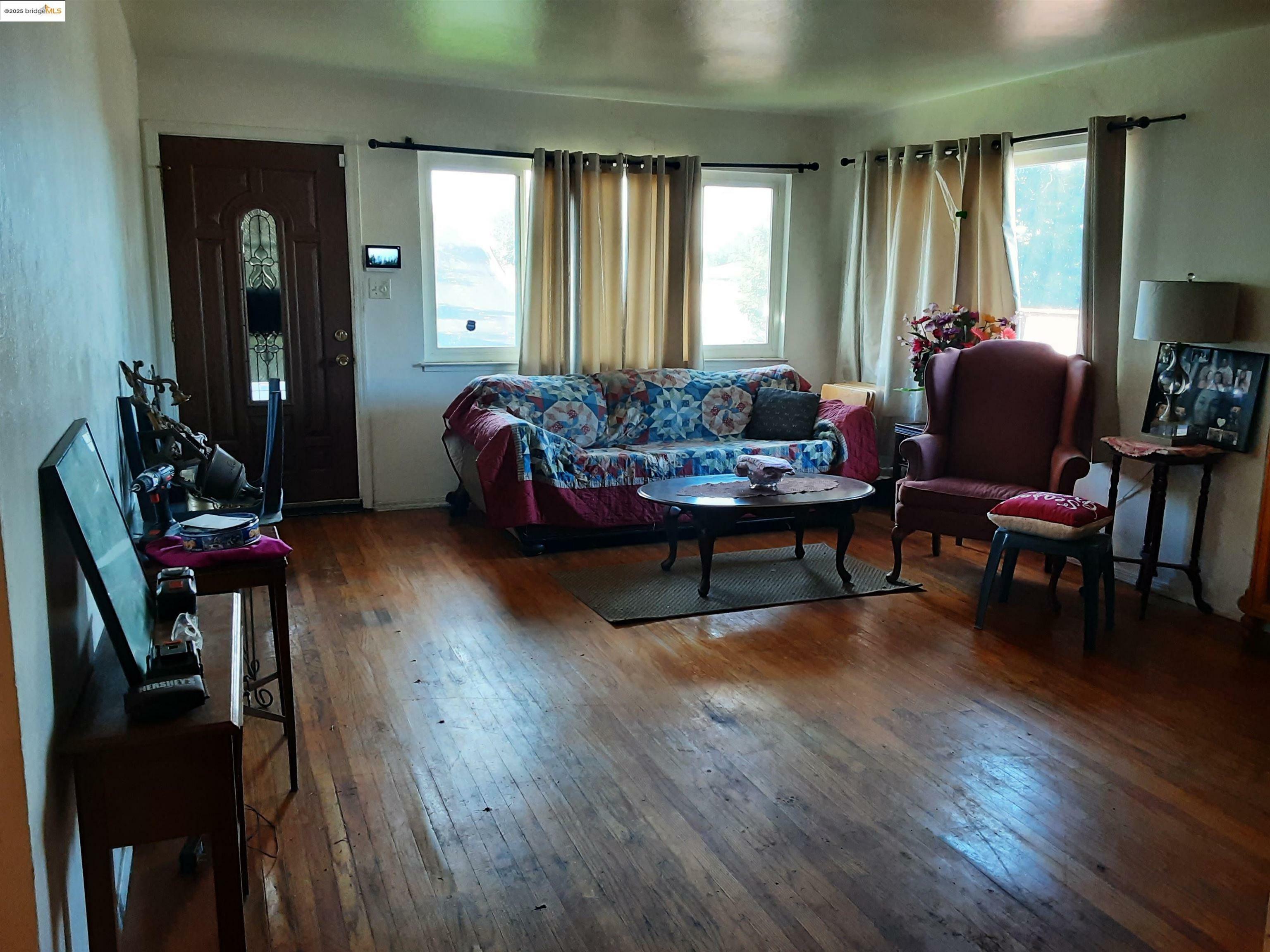 Property Photo:  3005 Garrow Dr  CA 94509 