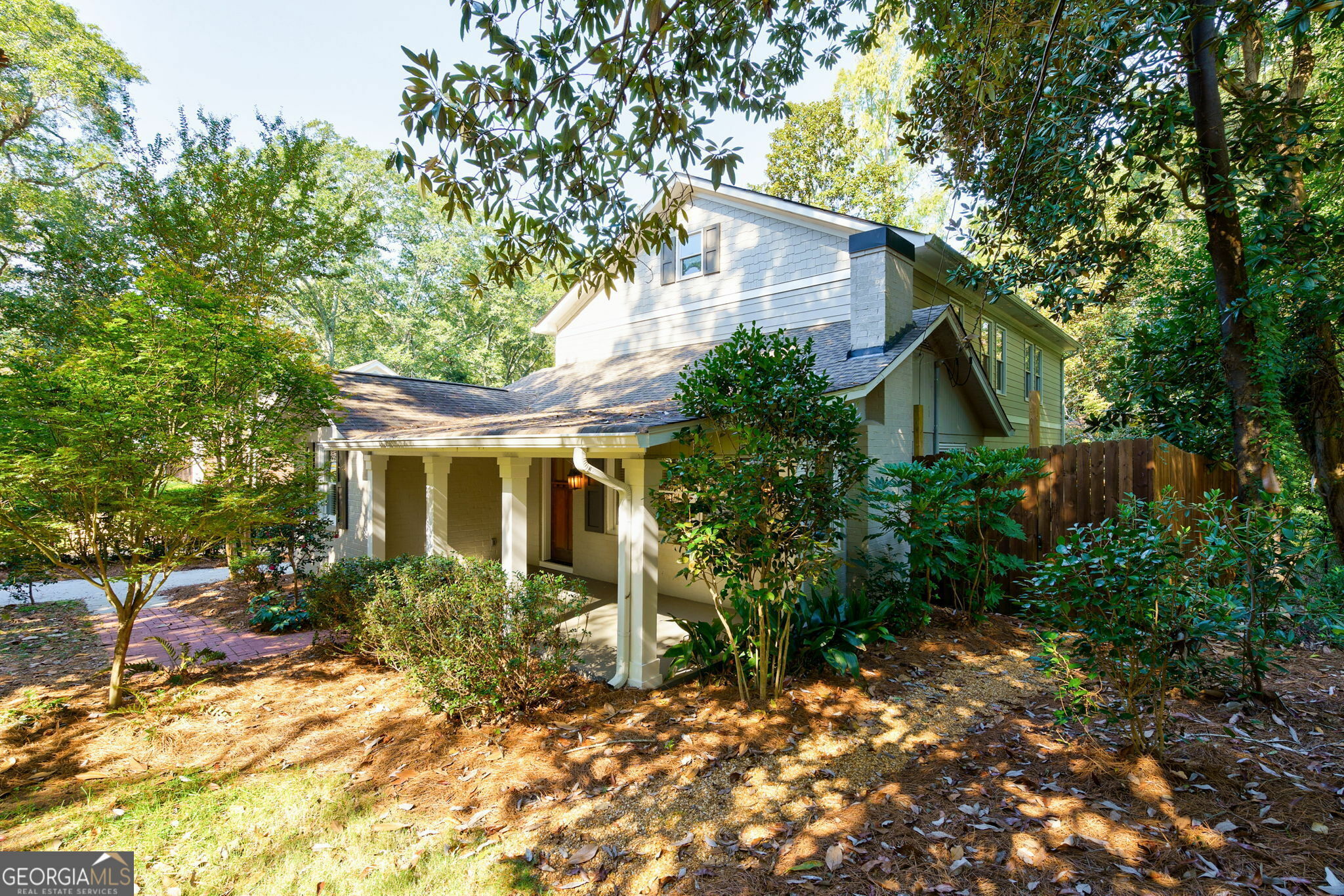 Property Photo:  584 Highland Avenue  GA 30606 