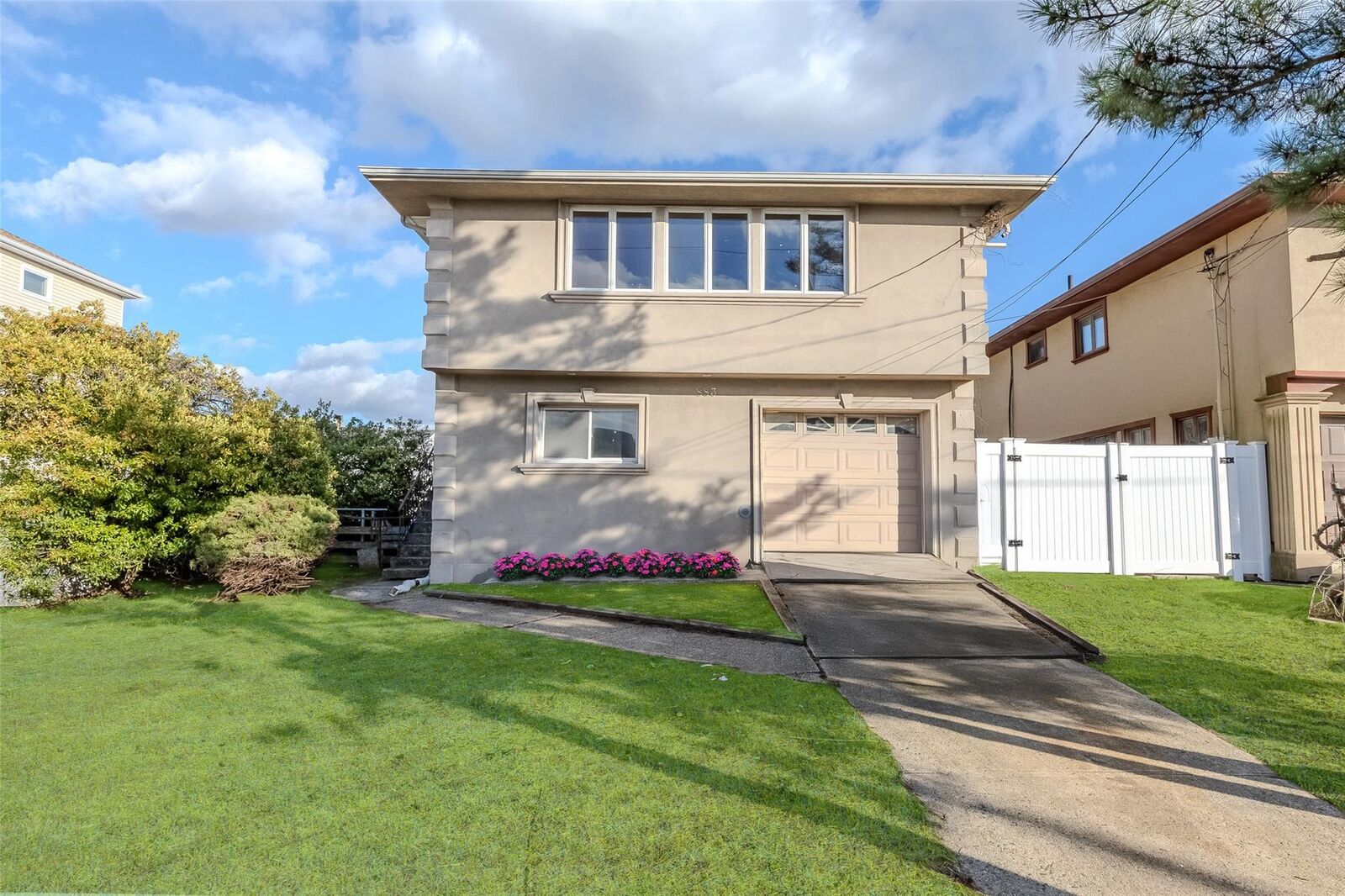 Property Photo:  883 S Long Beach Avenue  NY 11520 