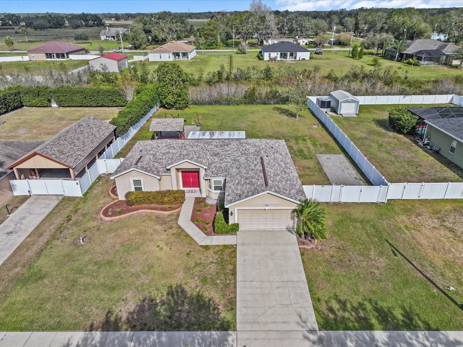 Property Photo:  708 Tower Grove Drive  FL 33567 