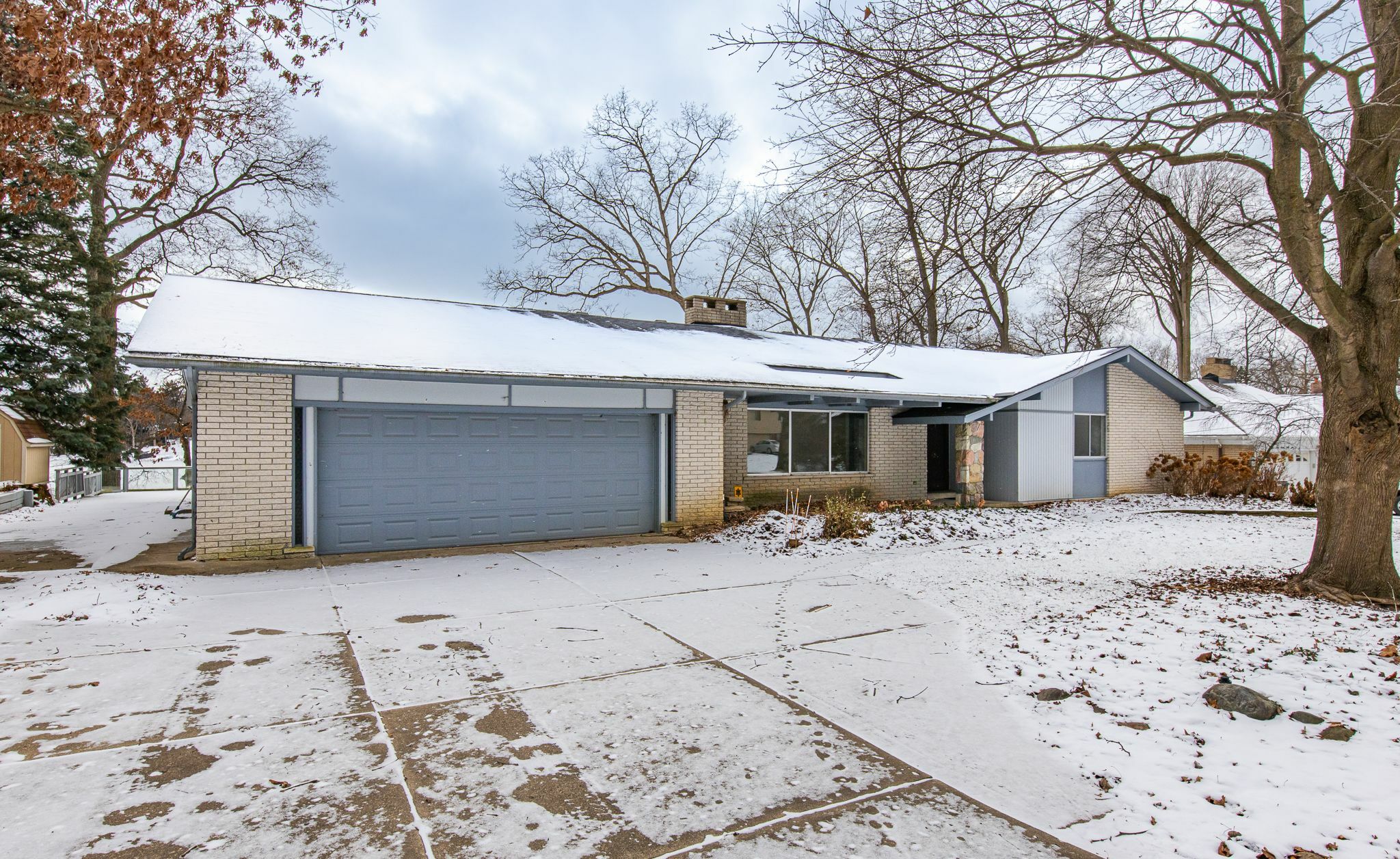 Property Photo:  6715 Wellesley  MI 48346 2766 