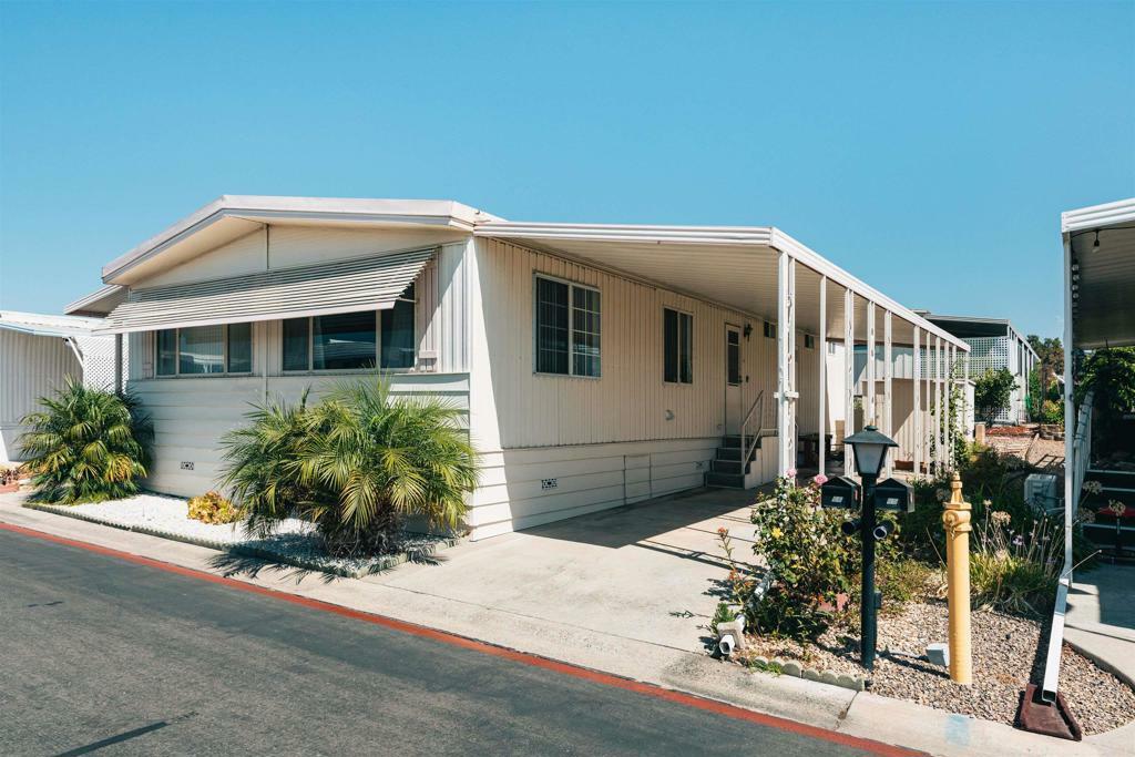 Property Photo:  1506 Oak Dr 66  CA 92084 