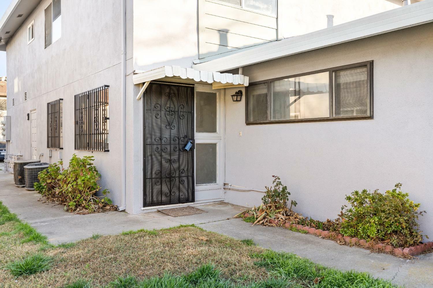 Property Photo:  9049 El Cajon Way 3  CA 95826 