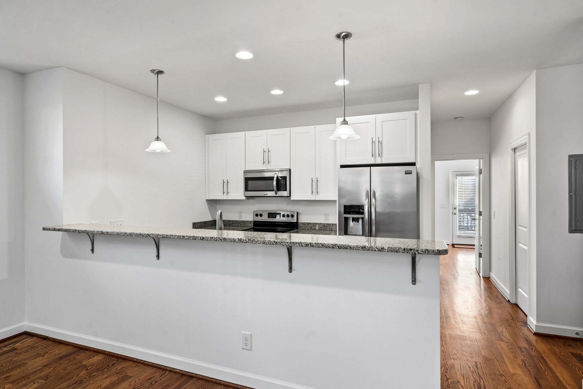 552 Croley Dr  Nashville TN 37209 photo