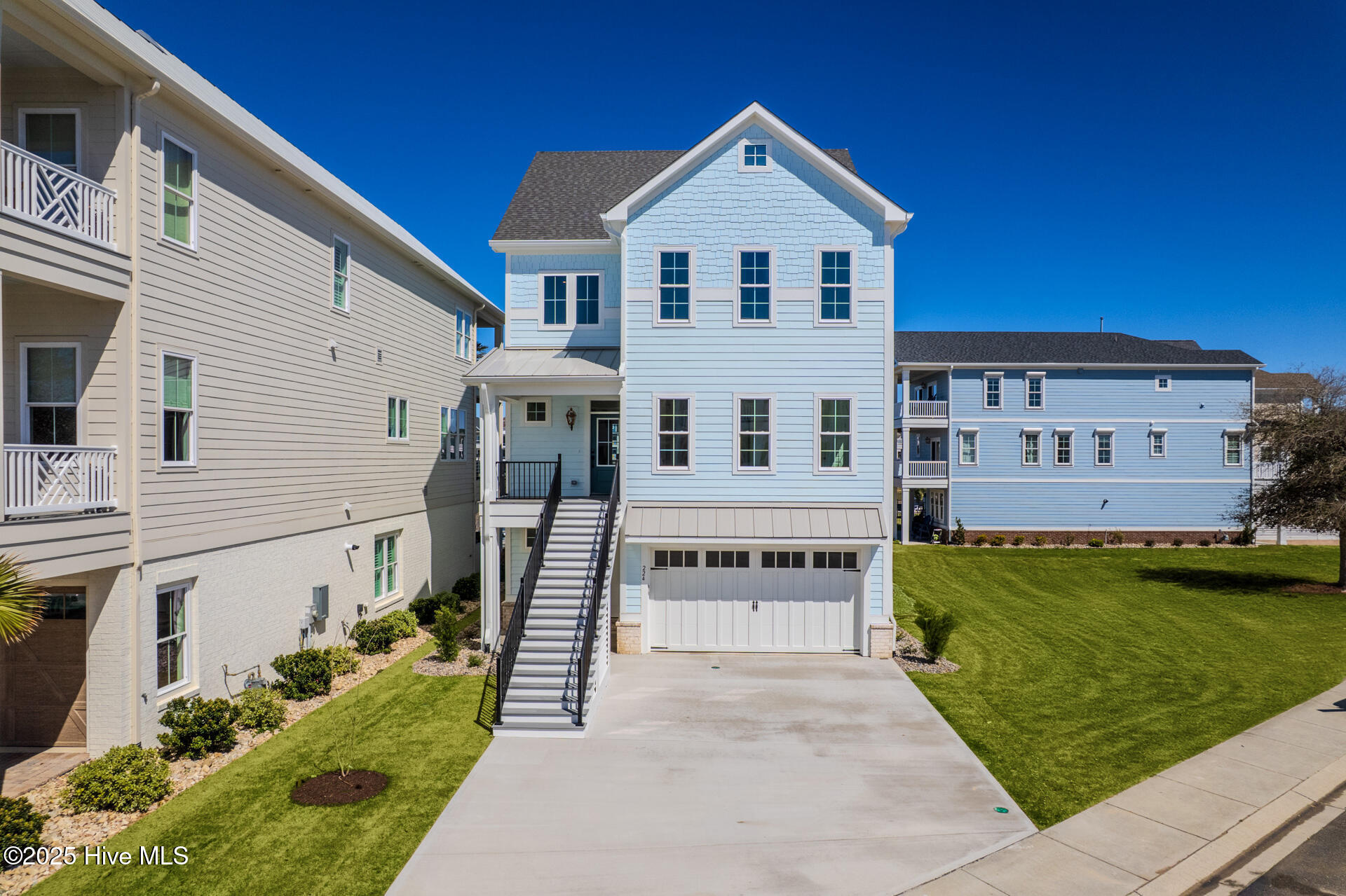 Property Photo: 224 Back Street NC 28570