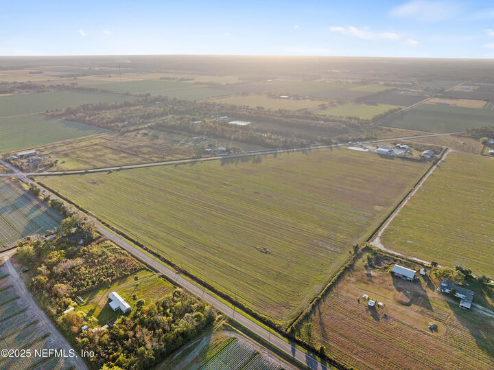 Property Photo:  7120 County Road 13 S  FL 32145 