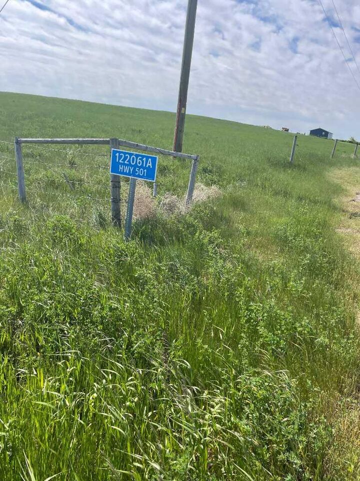 Property Photo: 122061A 501 Highway E AB T0K 1M0