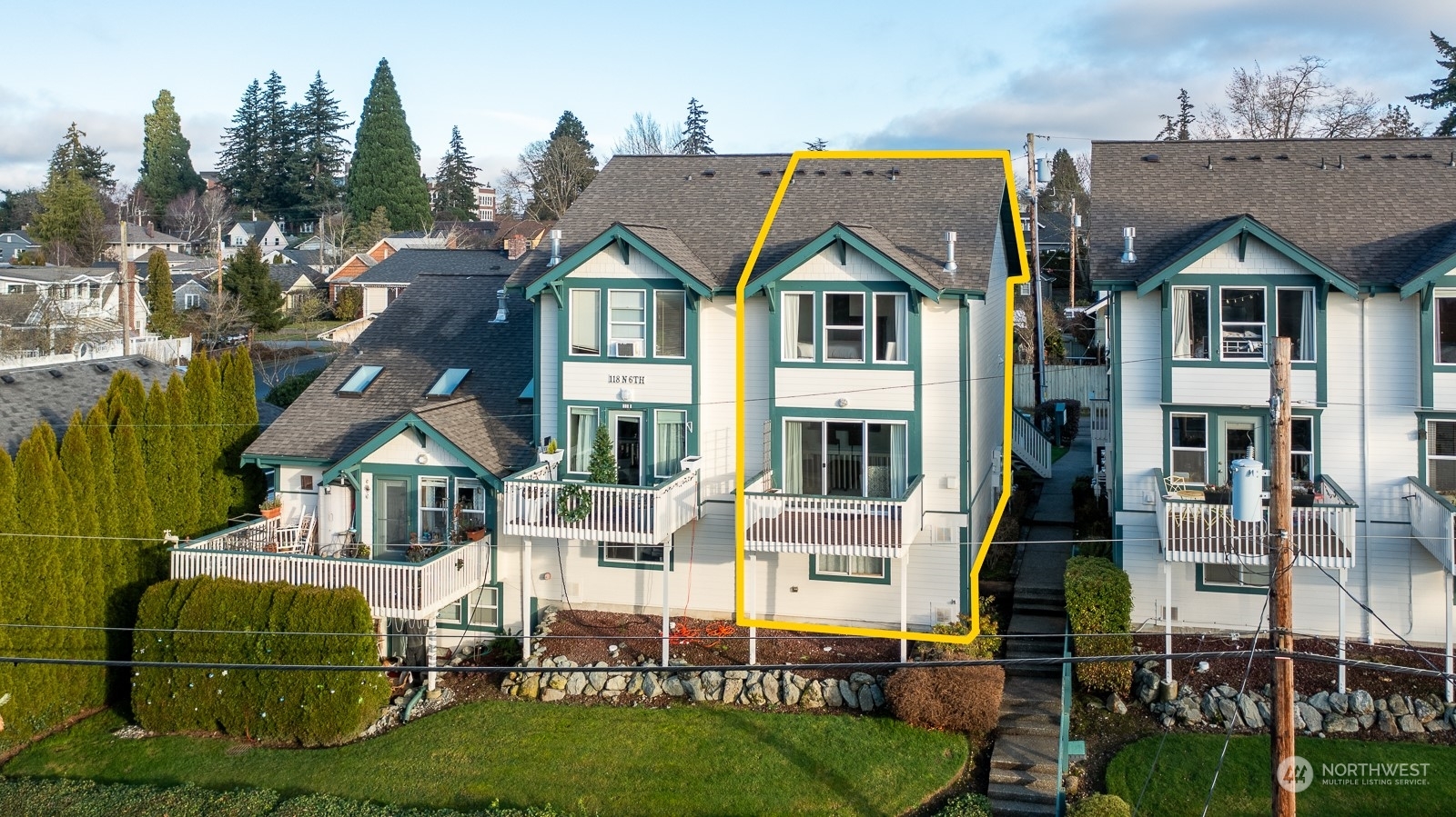 Property Photo:  118 N 6th Street A  WA 98273 