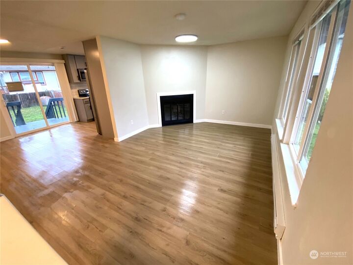 Property Photo:  1105 S 77th Street  WA 98408 