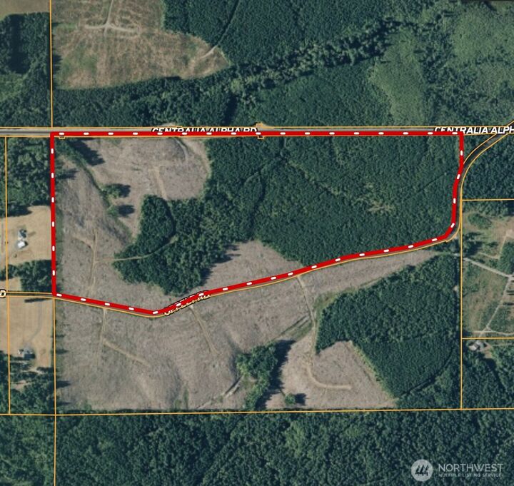 Property Photo:  3 Xx  Centralia Alpha Road  WA 98570 