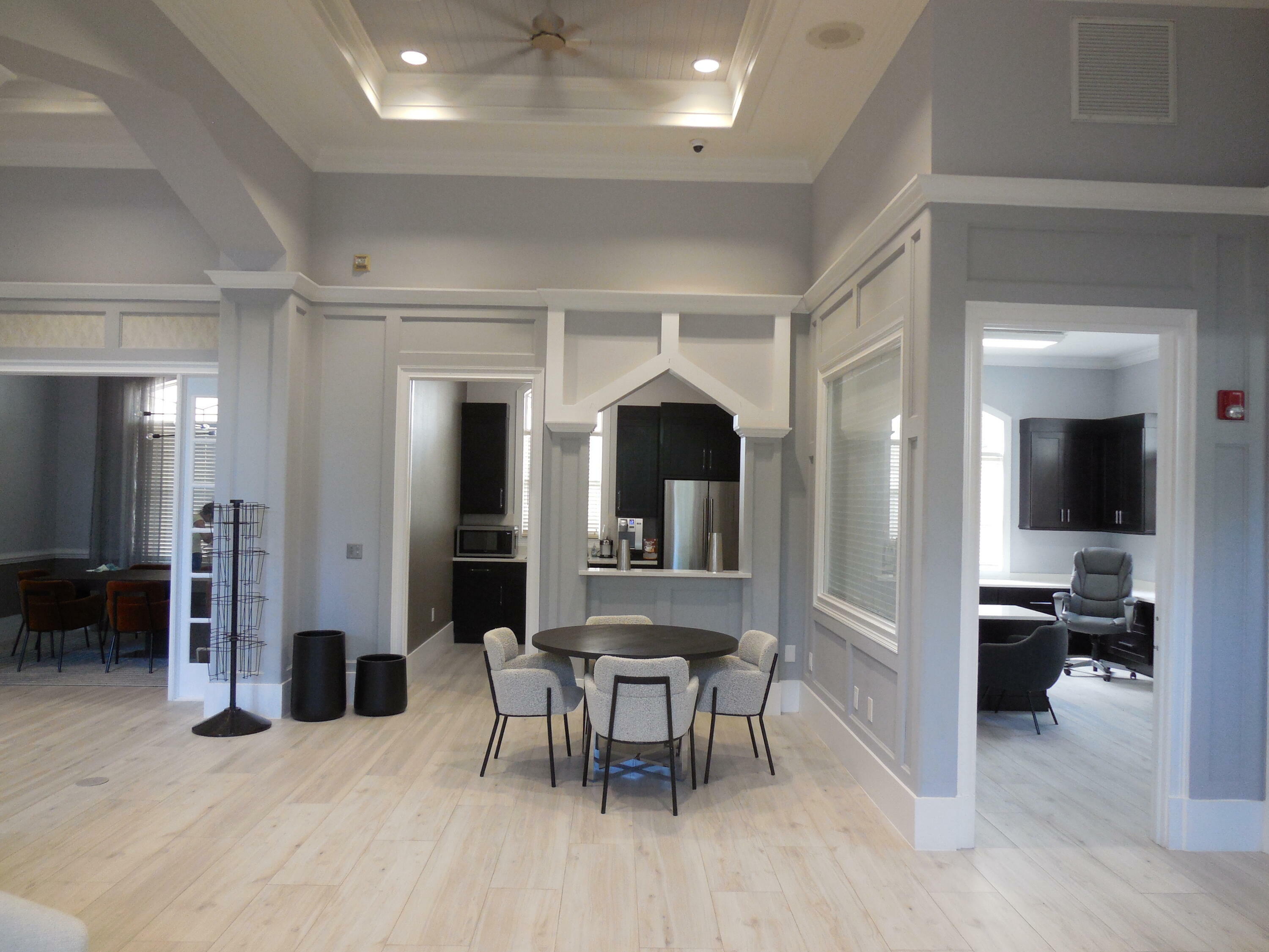Property Photo: 9833 Baywinds Drive 7307 FL 33411