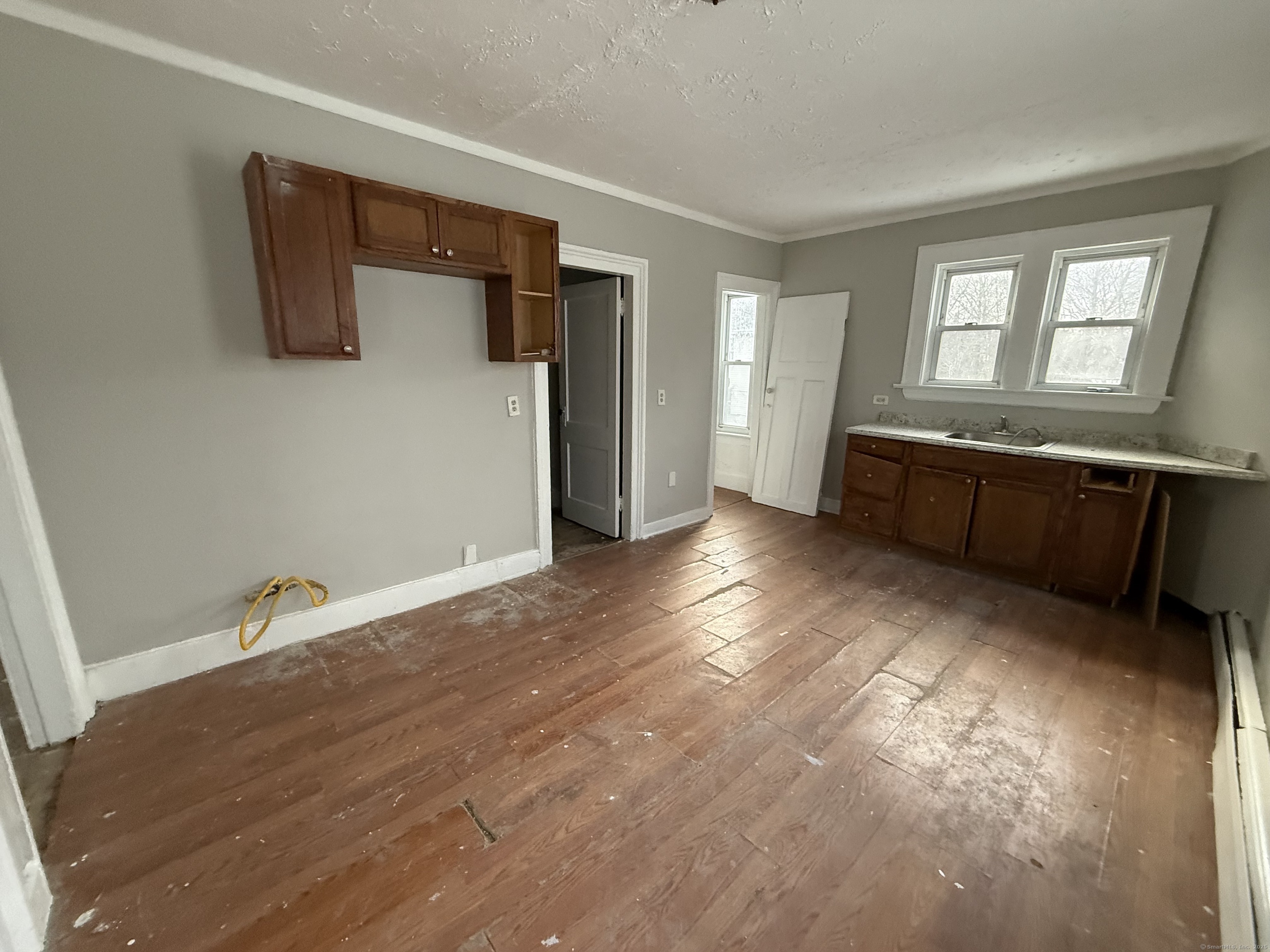 Property Photo:  90 Cedar Street  CT 06519 