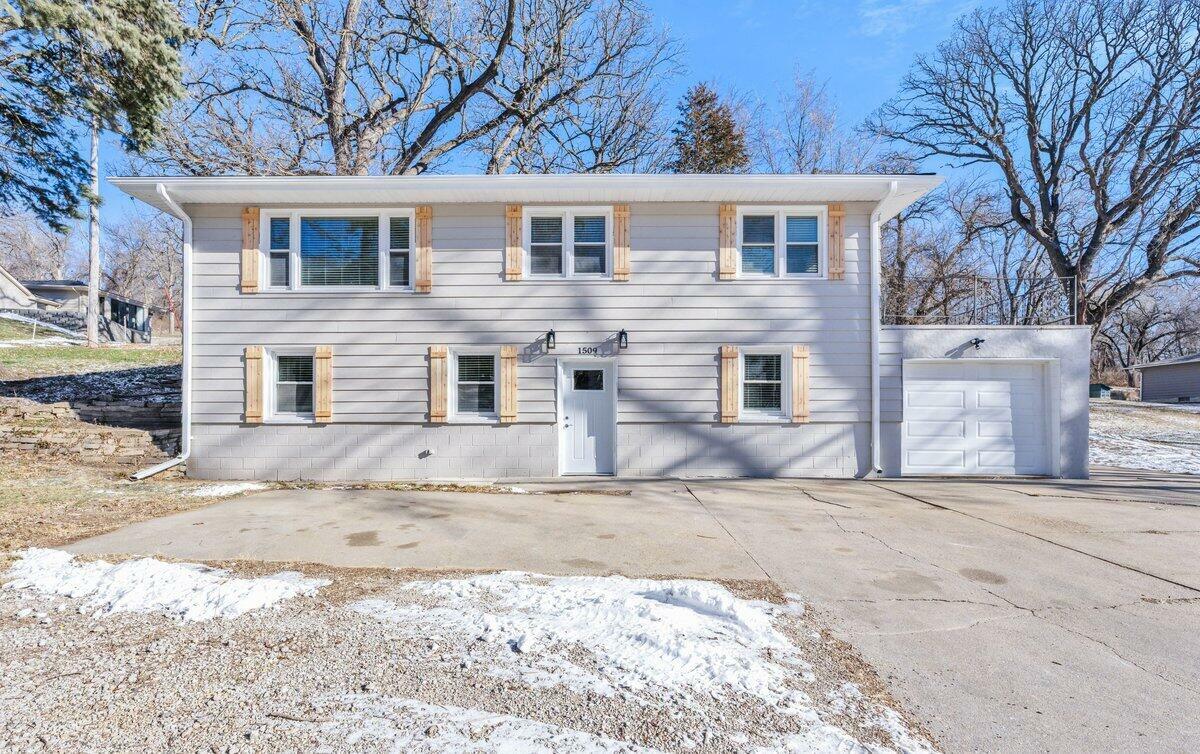 Property Photo:  1509 Madison  Avenue  IA 51503 