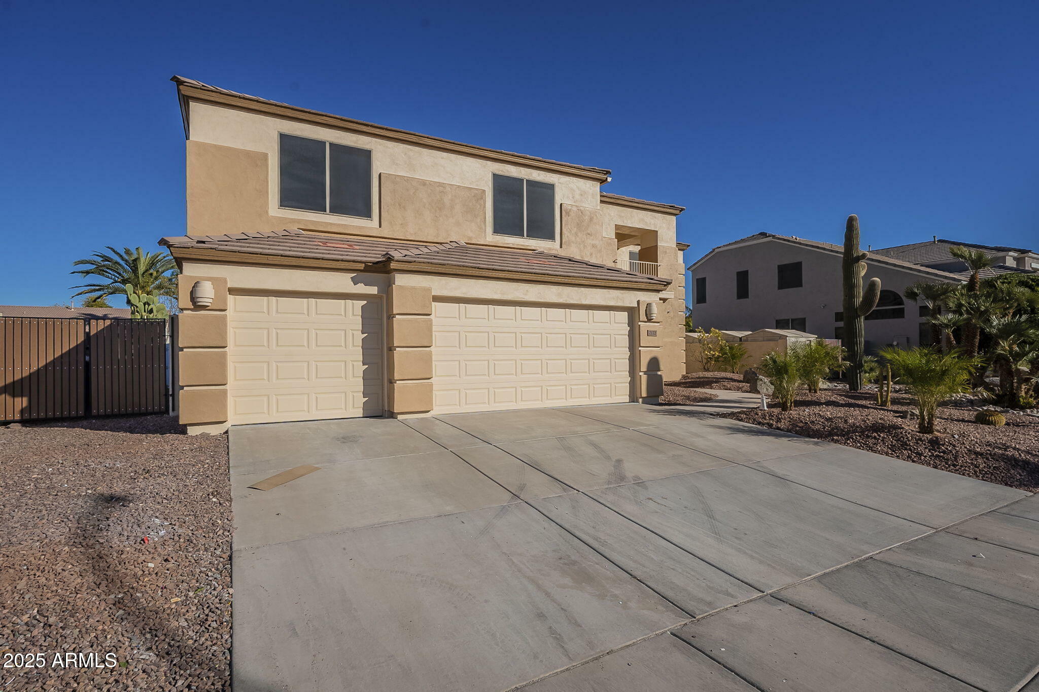 Property Photo:  2122 E Desert Inn Drive  AZ 85249 