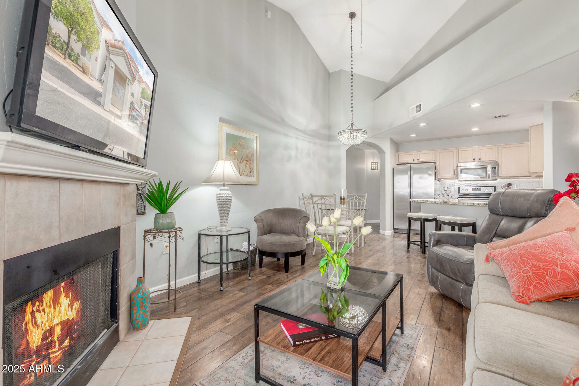 Property Photo: 10401 N 52nd Street 208 AZ 85253