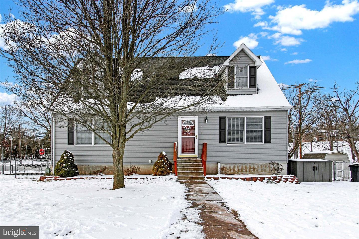 Property Photo: 4 Heights Court PA 17301