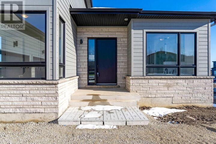 Property Photo:  116 Sladden Court  ON N0H 2P0 