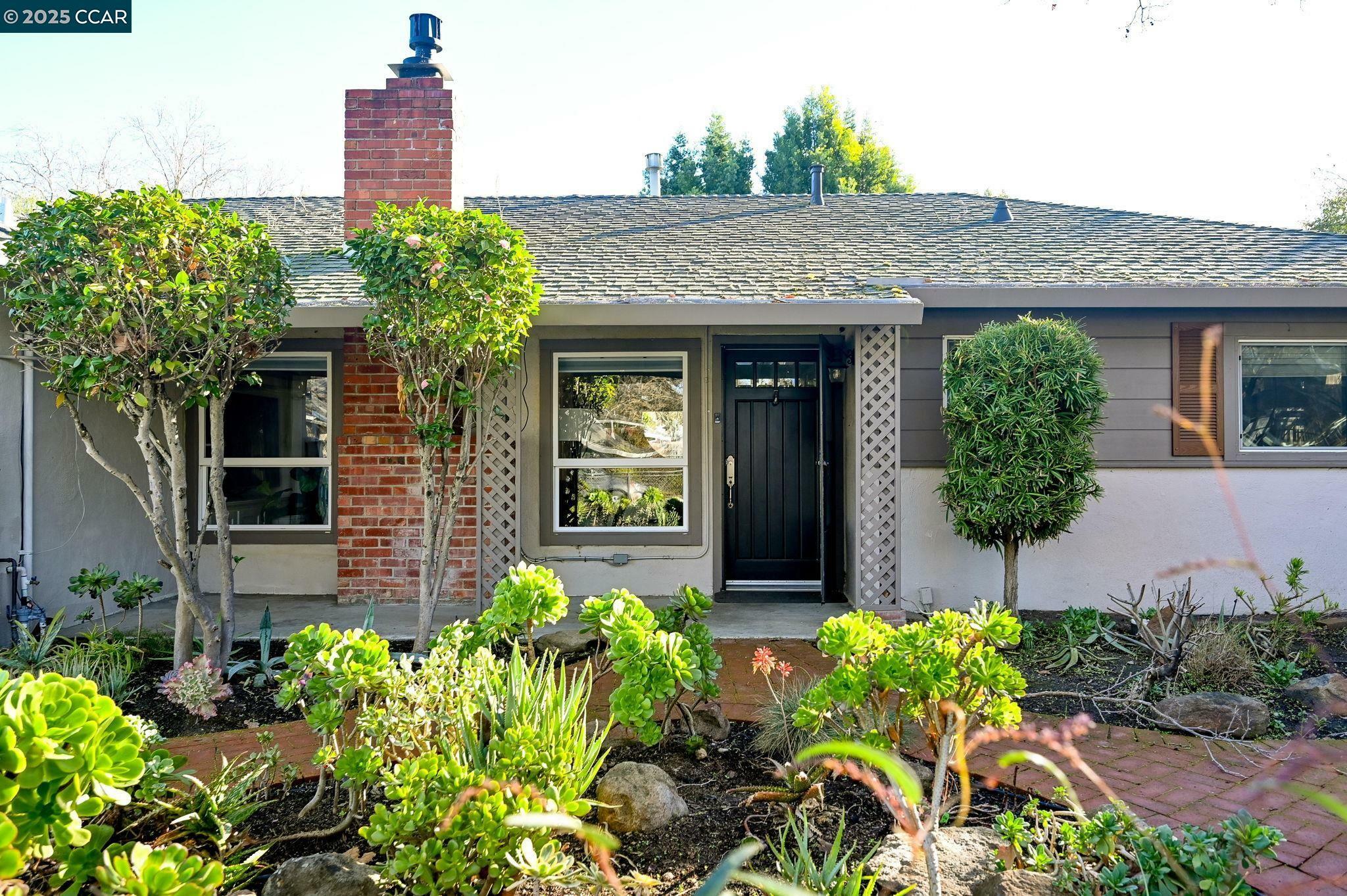 Property Photo:  1749 Ruth Dr  CA 94523 