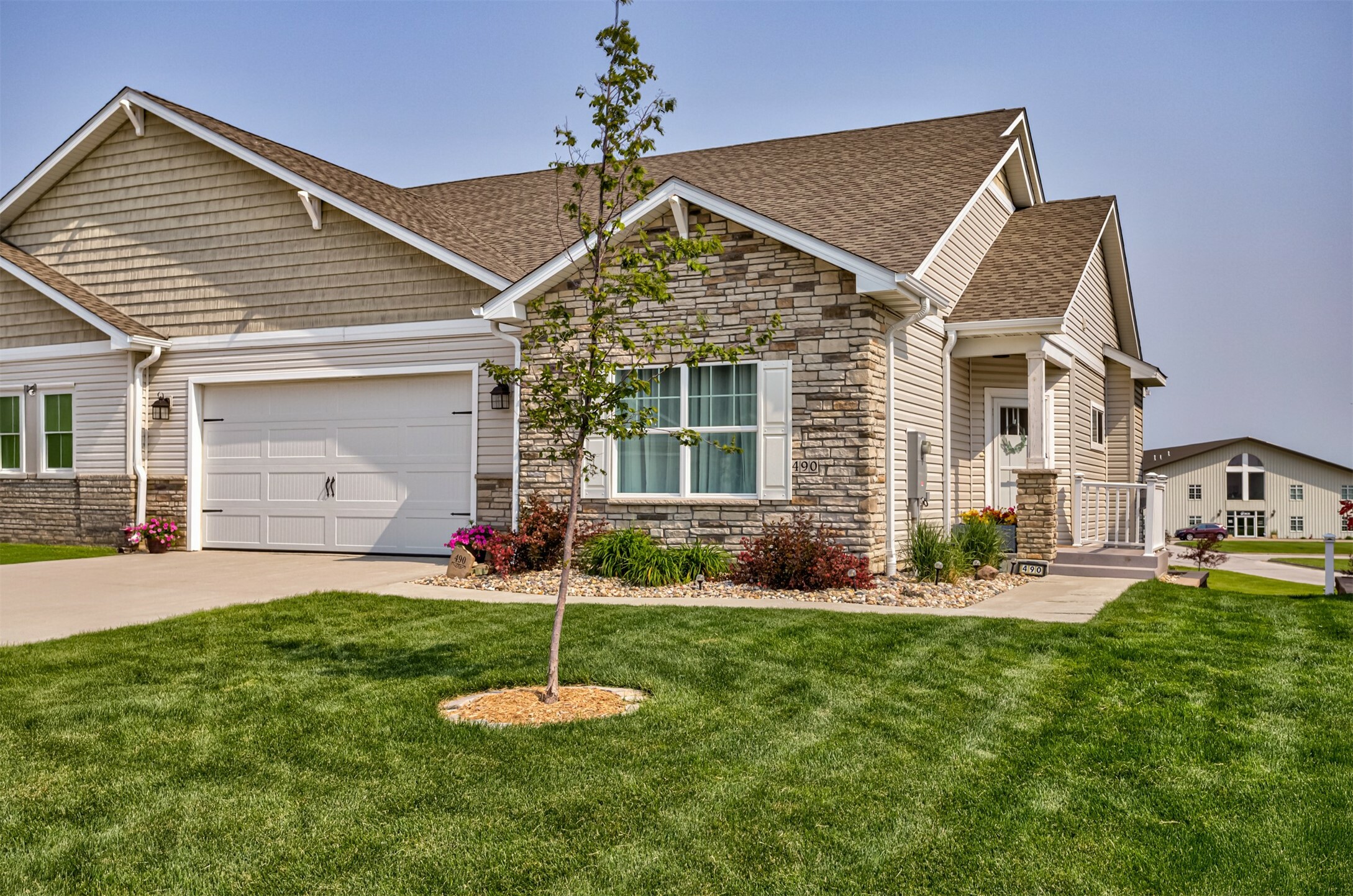 Property Photo: 490 Bella Vista Court IA 50124