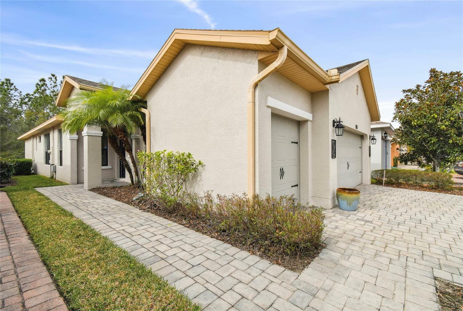 Property Photo:  1813 Pelican Hill Way  FL 34759 