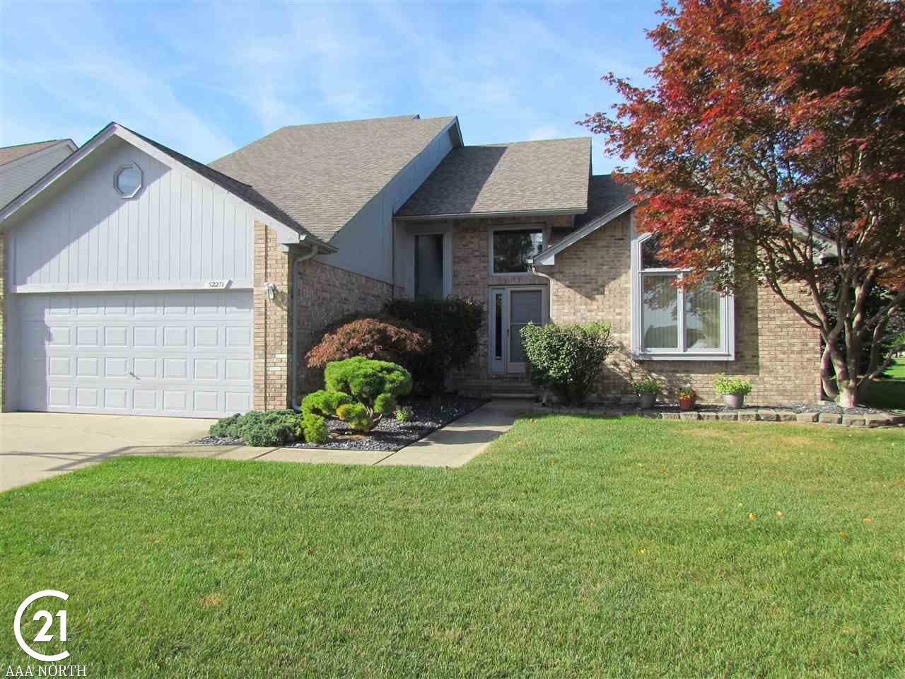 52271 Cedar Mill Drive  Macomb Twp MI 48042-5659 photo