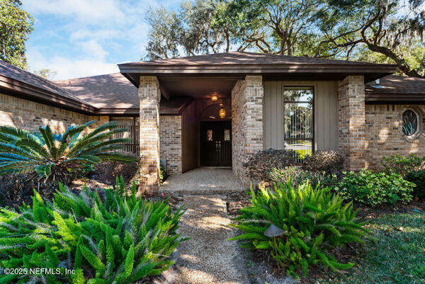 Property Photo: 11643 Sherborne Circle N FL 32225