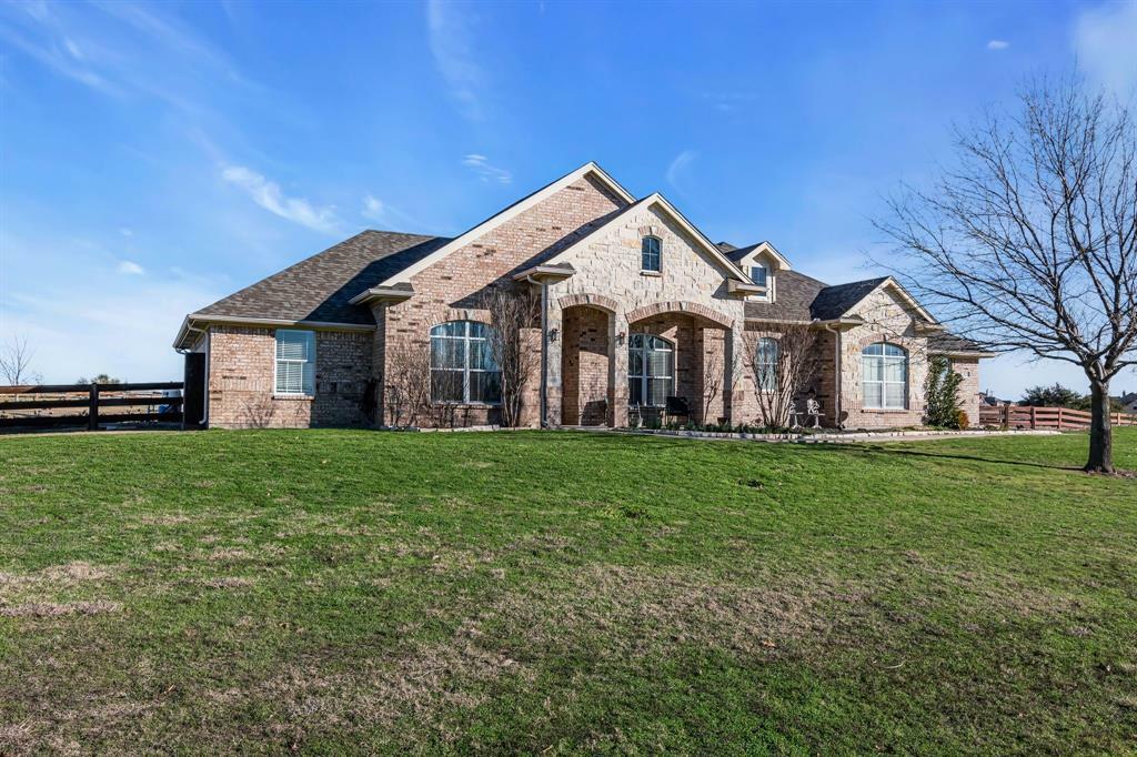 Property Photo:  7821 Canyon Ridge Drive  TX 76247 