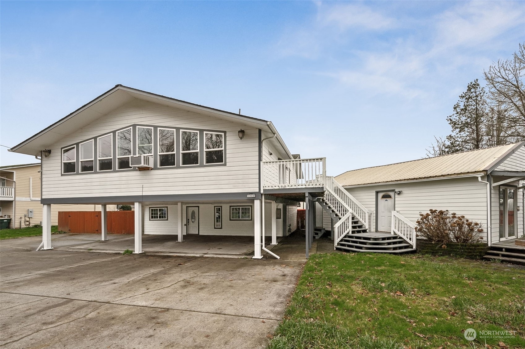 Property Photo: 712 State Street WA 98531