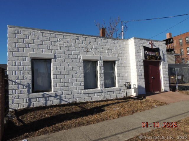 Property Photo: 244 Poplar Street CT 06513