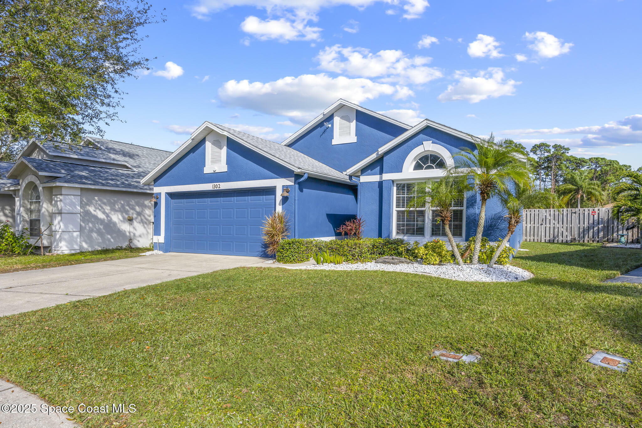 Property Photo:  1302 Cypress Bend Circle  FL 32934 