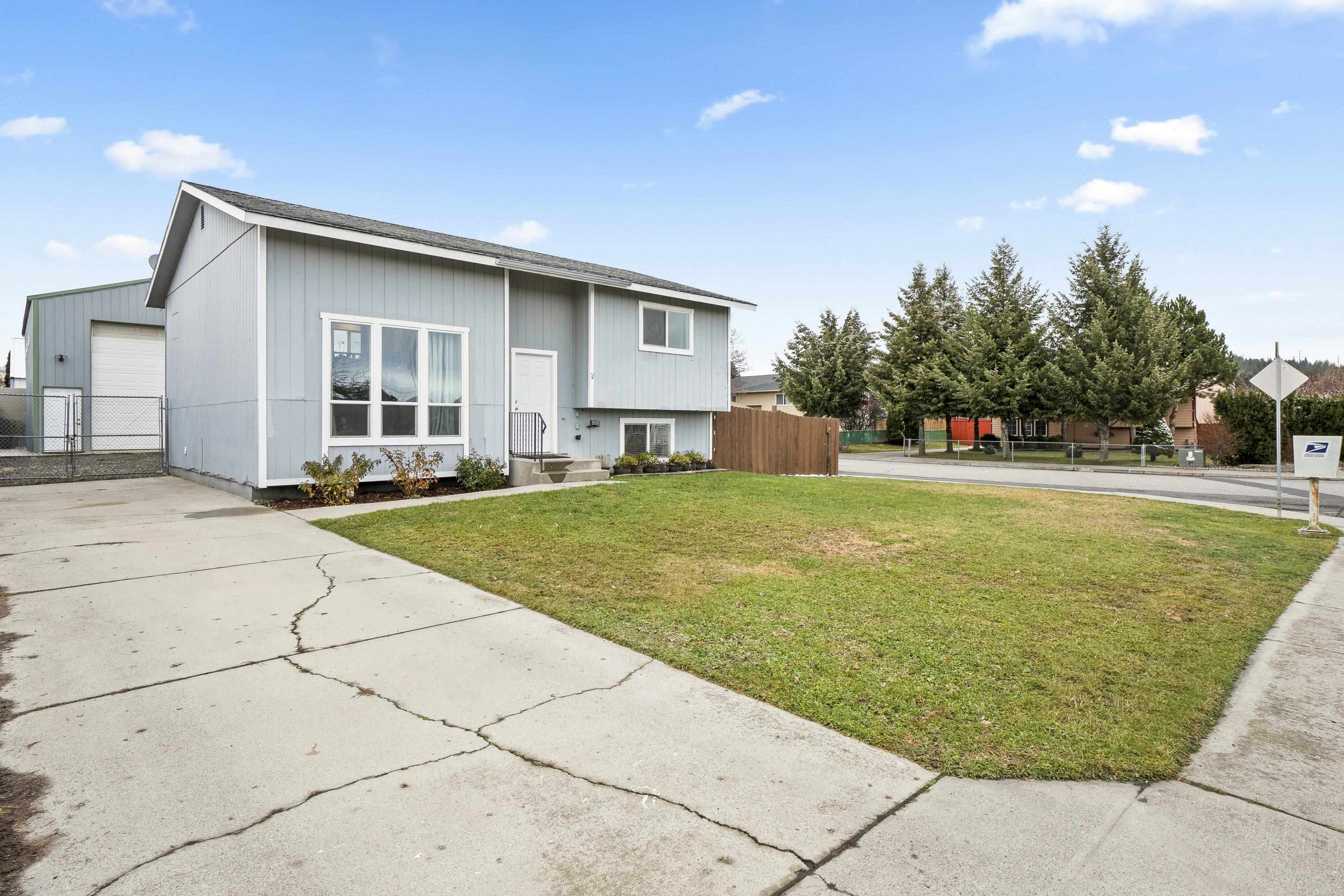 Property Photo:  3231 E Courtland Ave  WA 99217 