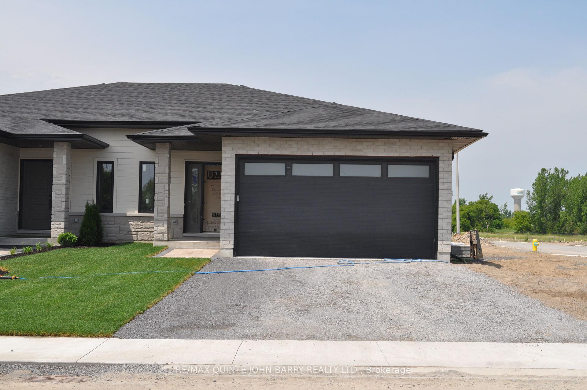 Photo de la propriété: 27 Parkland Circle Lot 42 ON K8V 0R3