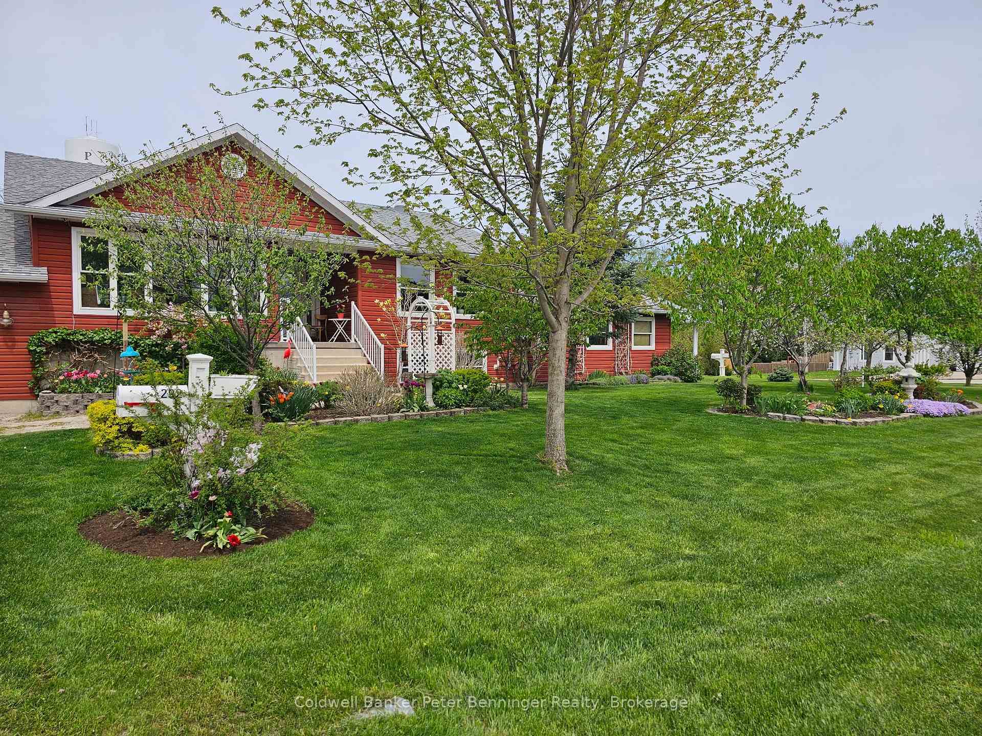 Property Photo: 292 Balaklava Street ON N0G 2N0