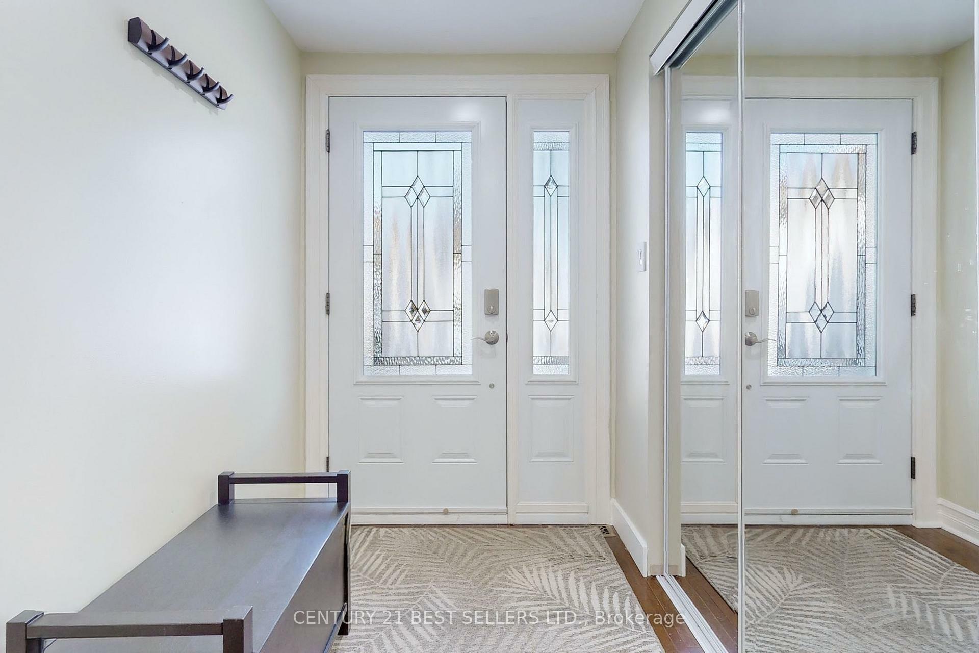 Property Photo: 26 Tecumseth Pines Dr ON L0G 1W0