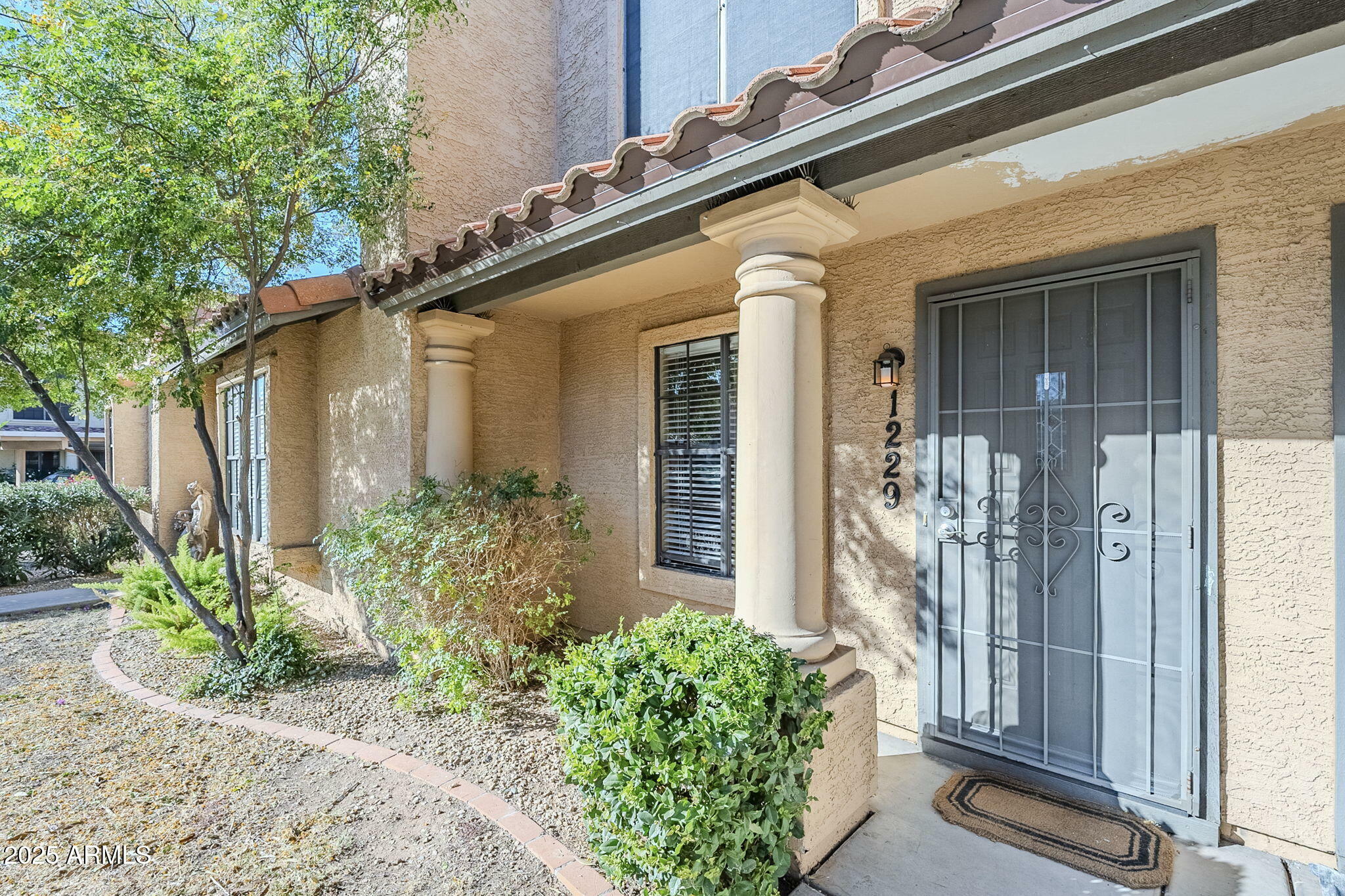 Property Photo:  5704 E Aire Libre Avenue 1229  AZ 85254 