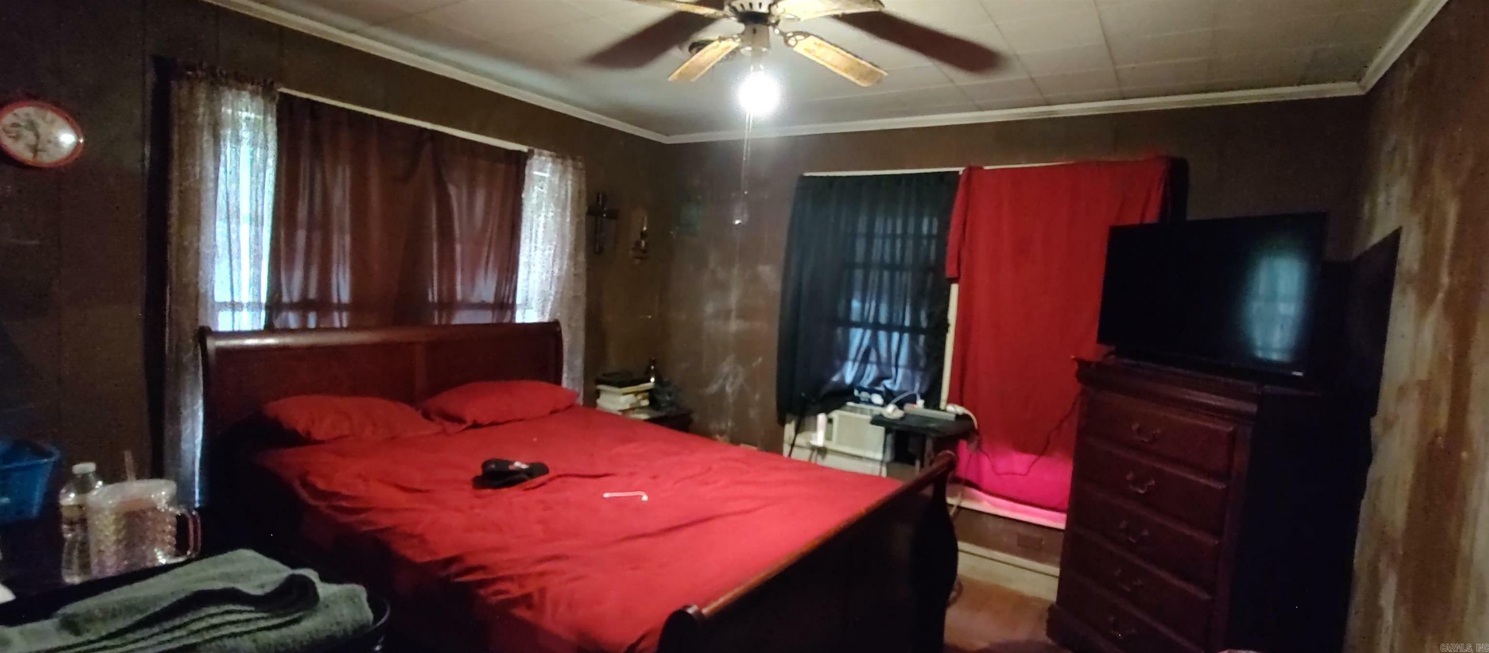 Property Photo:  607 Elm Street  AR 71701 