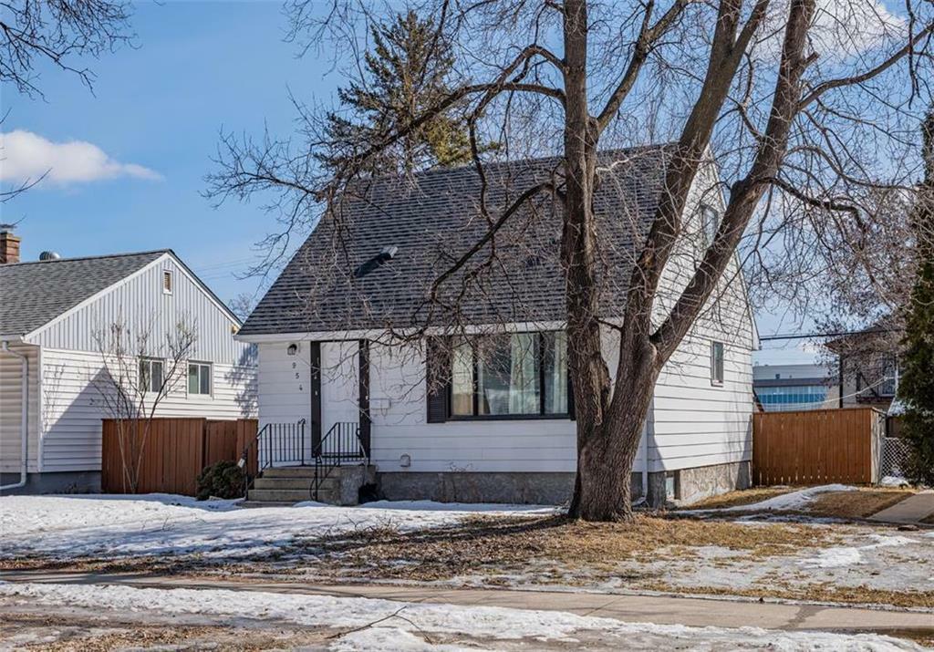 954 Hector Avenue  Winnipeg MB R3M 2G5 photo