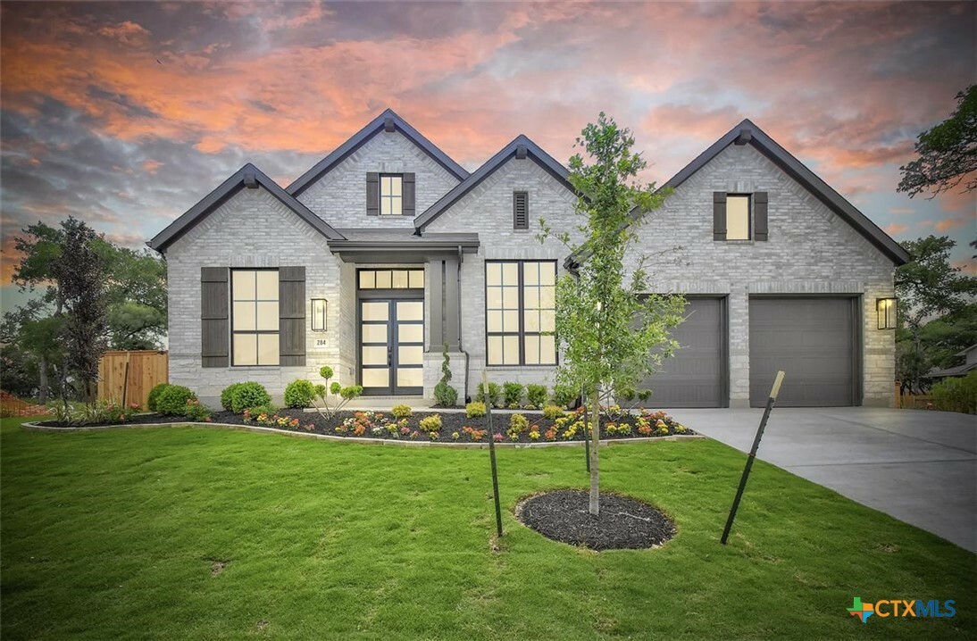 Property Photo: 284 Wood Thrush Run TX 78640
