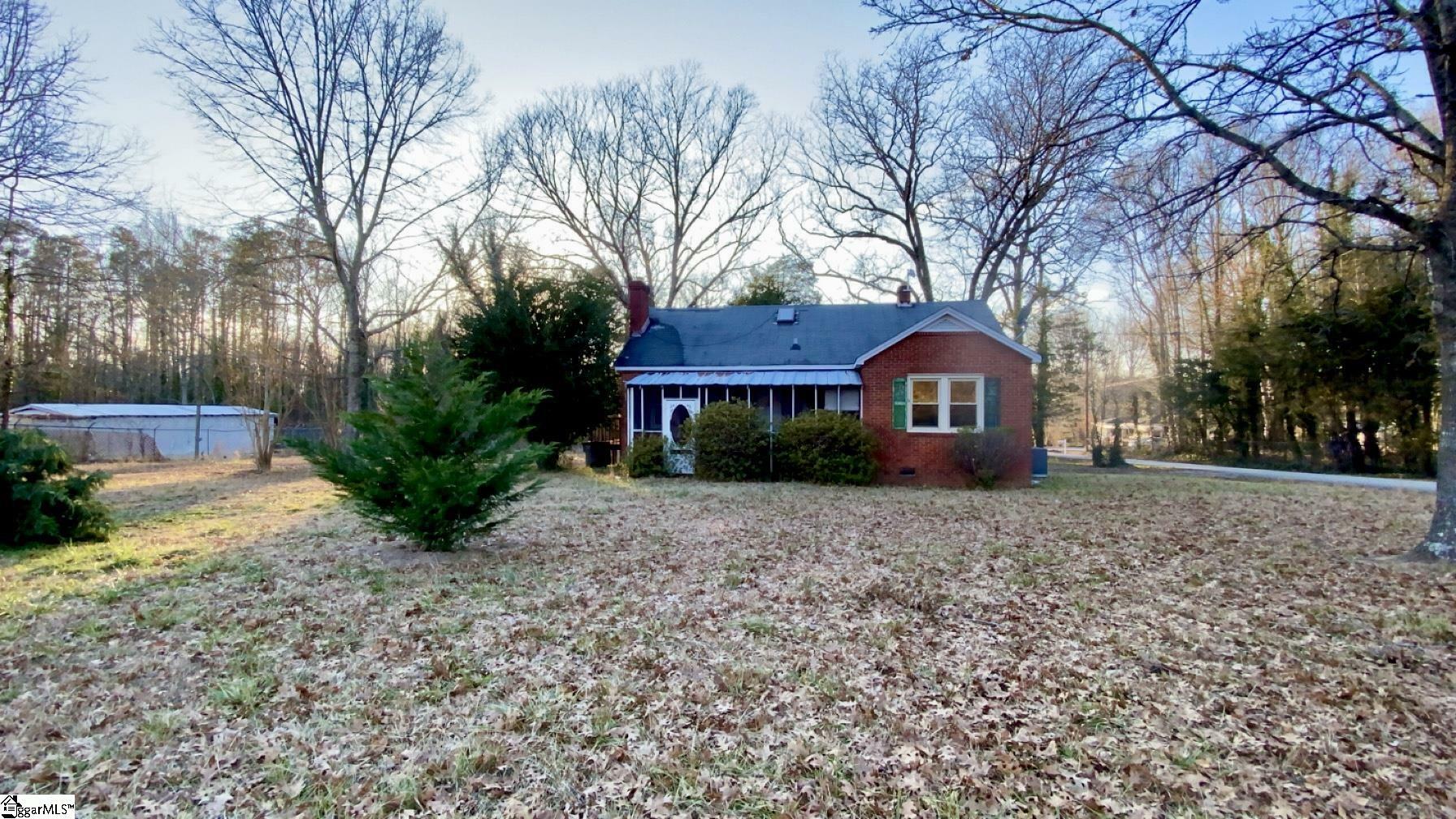 Property Photo:  5497 Old Buncombe Road  SC 29609 