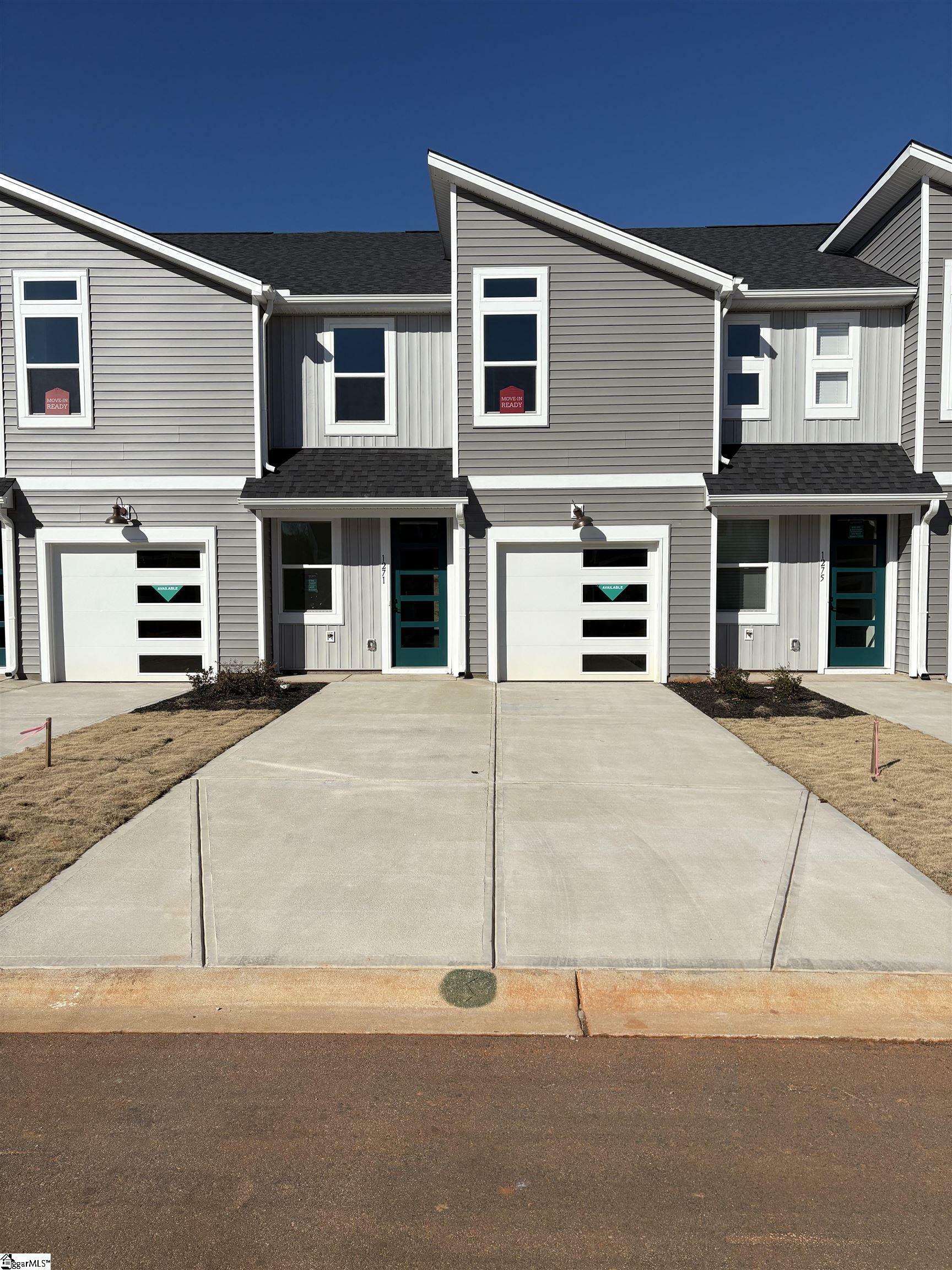 Property Photo: 1271 Westgate Village Drive SC 29301
