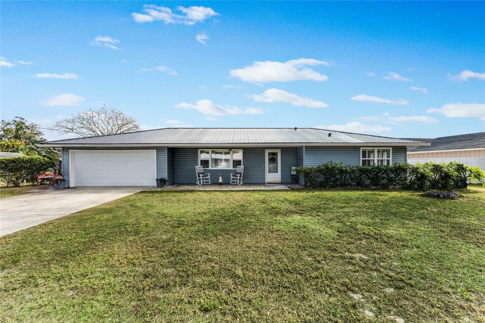 Property Photo:  119 Edgewater Drive  FL 34769 