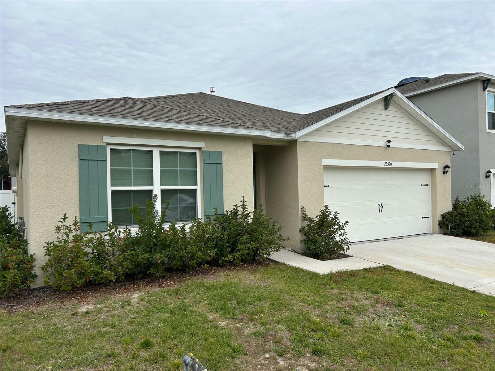 Property Photo:  29320 Armoyan Boulevard  FL 34748 