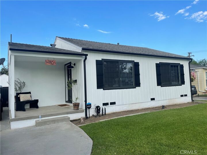 Property Photo:  14806 Starbuck Street  CA 90603 