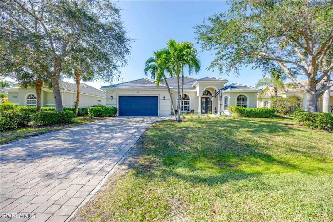 Property Photo:  335 Cypress Way W  FL 34110 