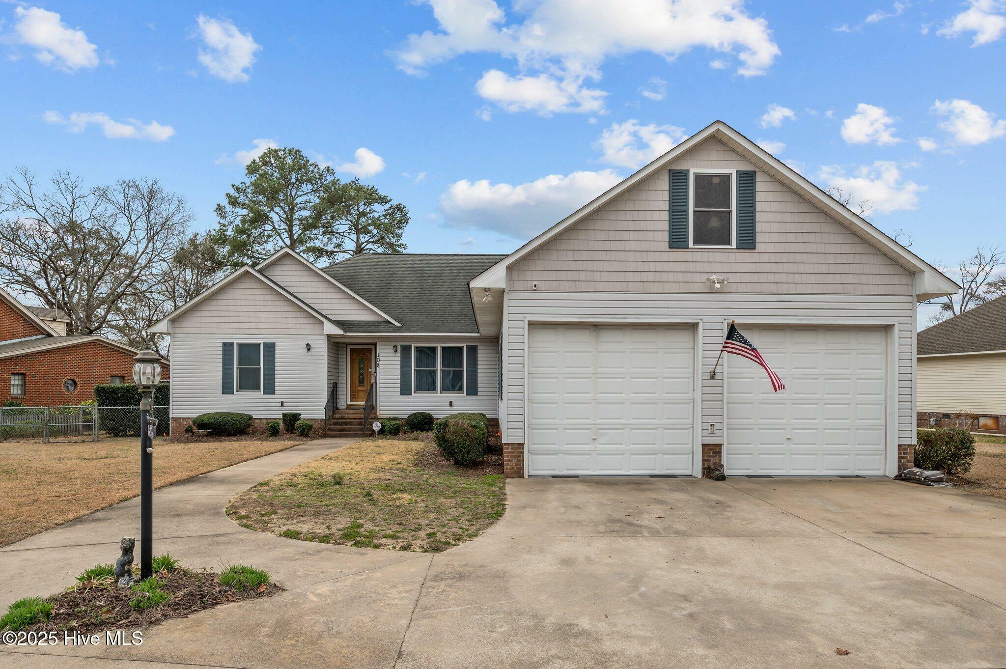 Property Photo: 108 Arbor Drive NC 27889
