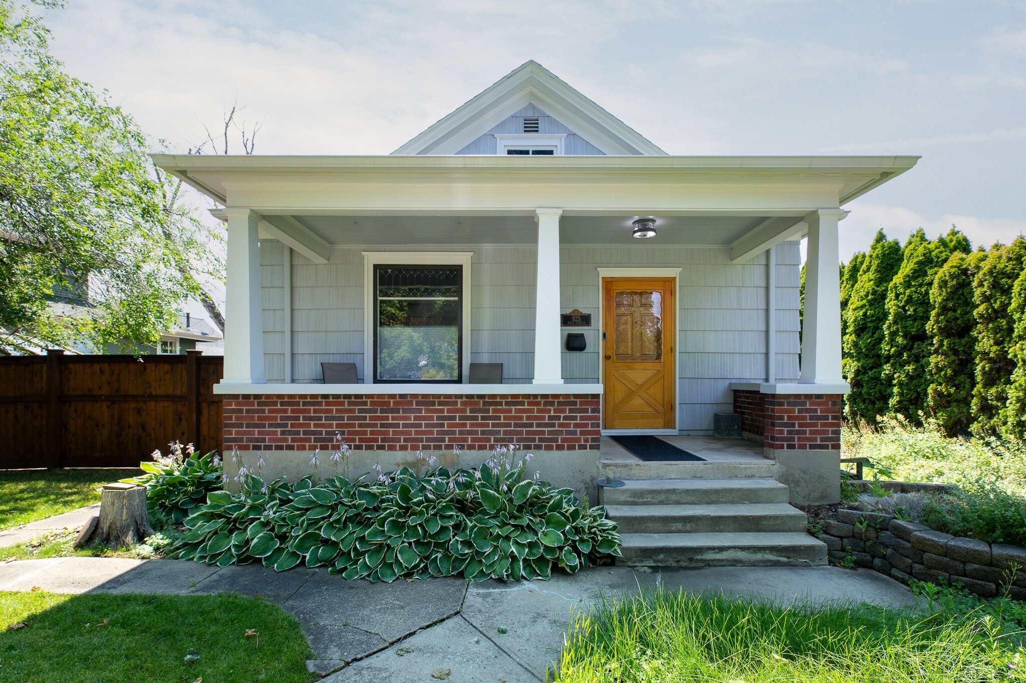 Property Photo:  925 W Spruce Street  MT 59802 